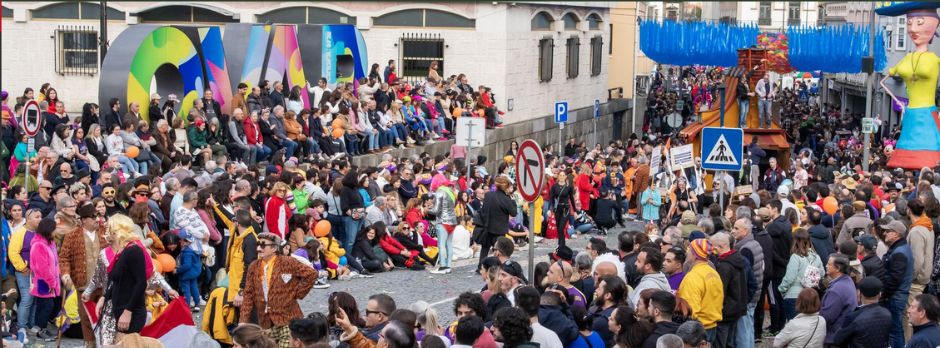 Carnaval de Ovar com a Aerosoltur